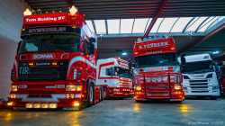 20251019-Tom-Holding-00117